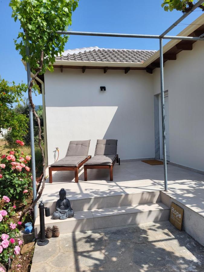 Ioannis Houses - Gemuetliches Ferienhaus Im Olivenhain Skala Potamia  Esterno foto