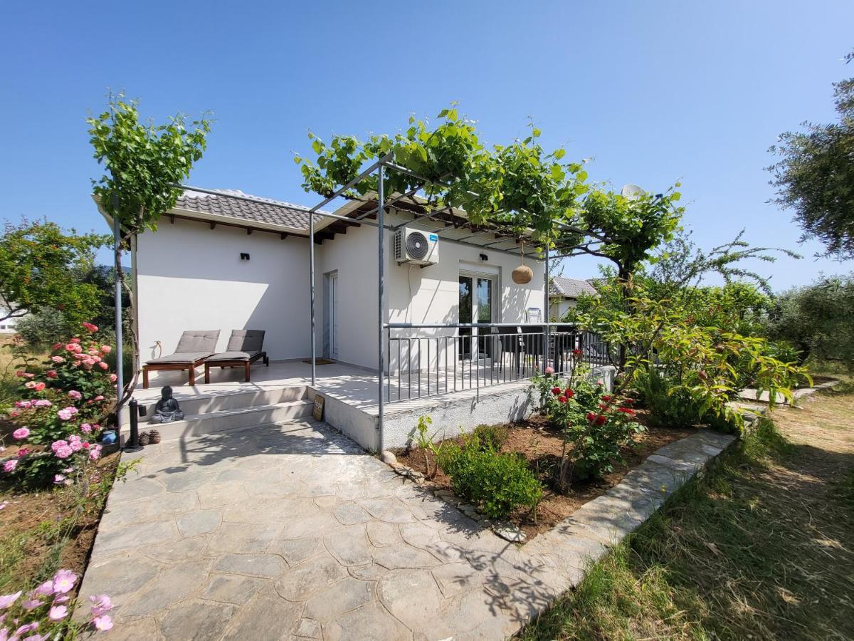 Ioannis Houses - Gemuetliches Ferienhaus Im Olivenhain Skala Potamia  Esterno foto