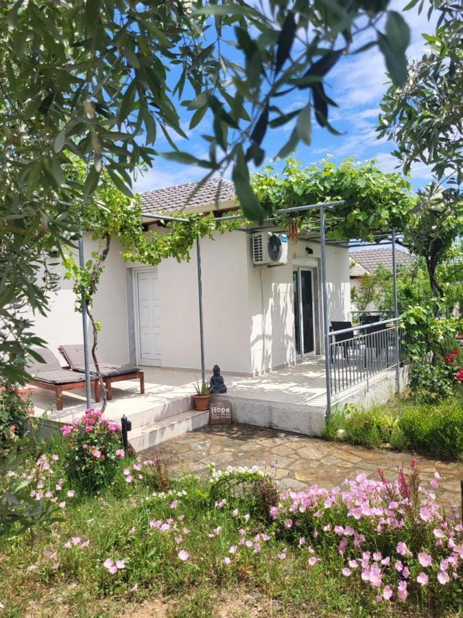 Ioannis Houses - Gemuetliches Ferienhaus Im Olivenhain Skala Potamia  Esterno foto